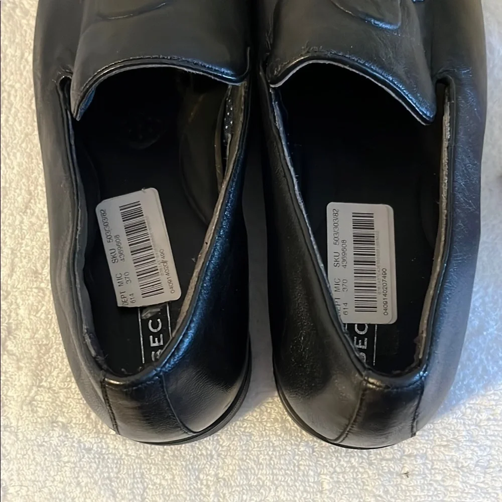 Elegant Black Leather Slip-On Loafers